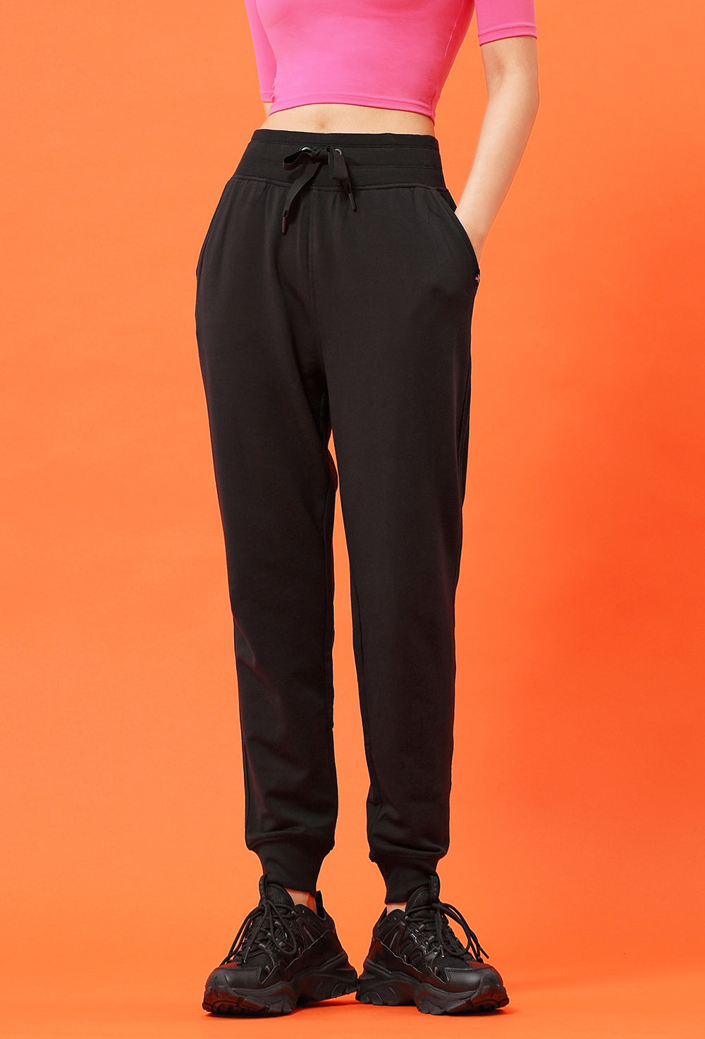 Air Mild Jogger Pants - Black
