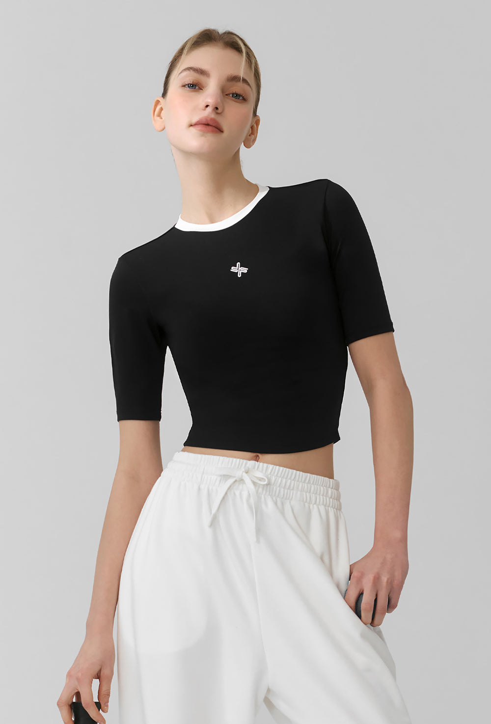 Sporty Logo Color Combination Crop Top - Black