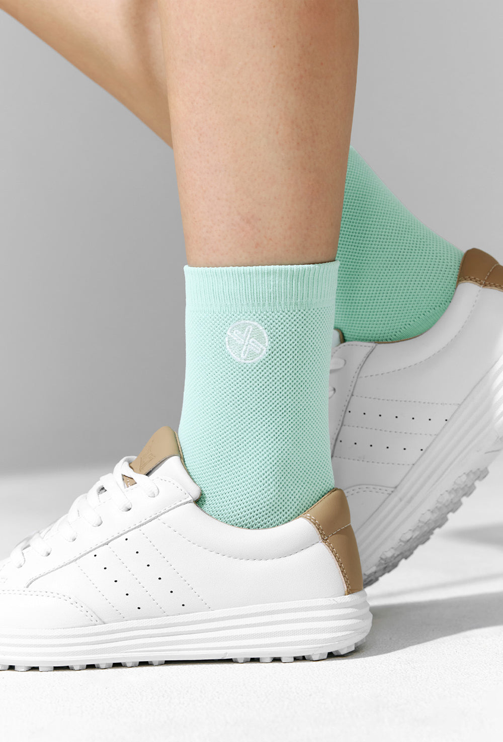 XEXYMIX Non-slip Mesh Fresh Crew Socks