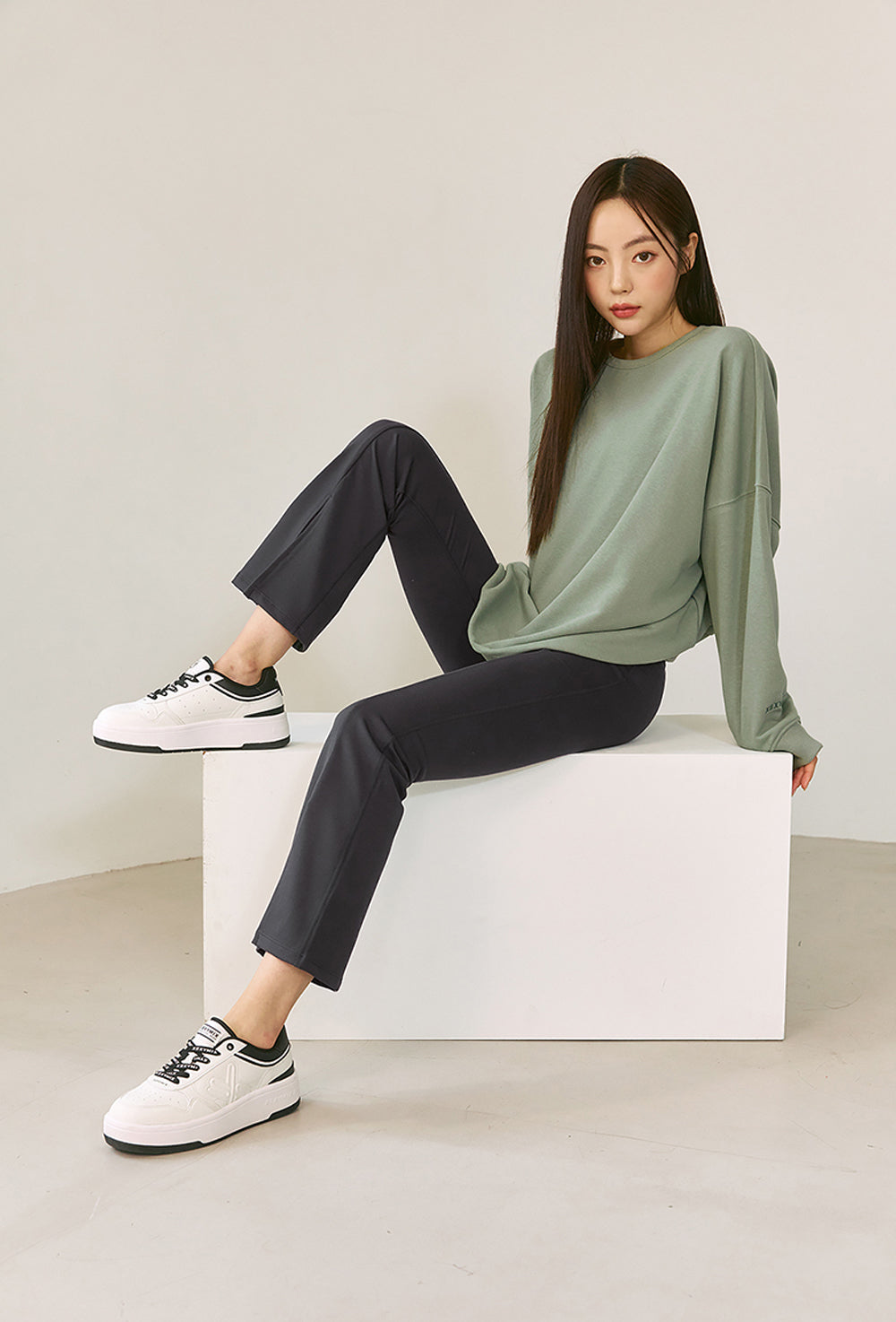 XELLA Intention Napping Boots Cut Slit Pants - Jet Gray