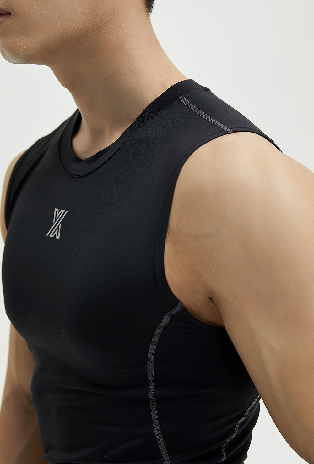 Muscle Tech Sleeveless - Black