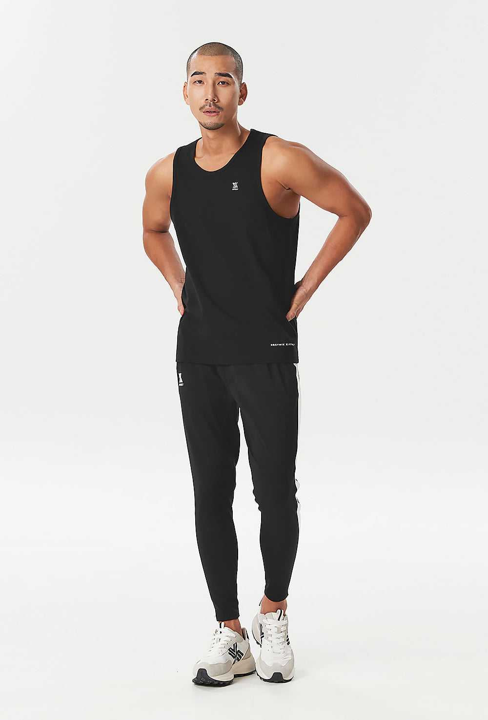 Non Slip Tech Muscle Fit Sleeveless - Black