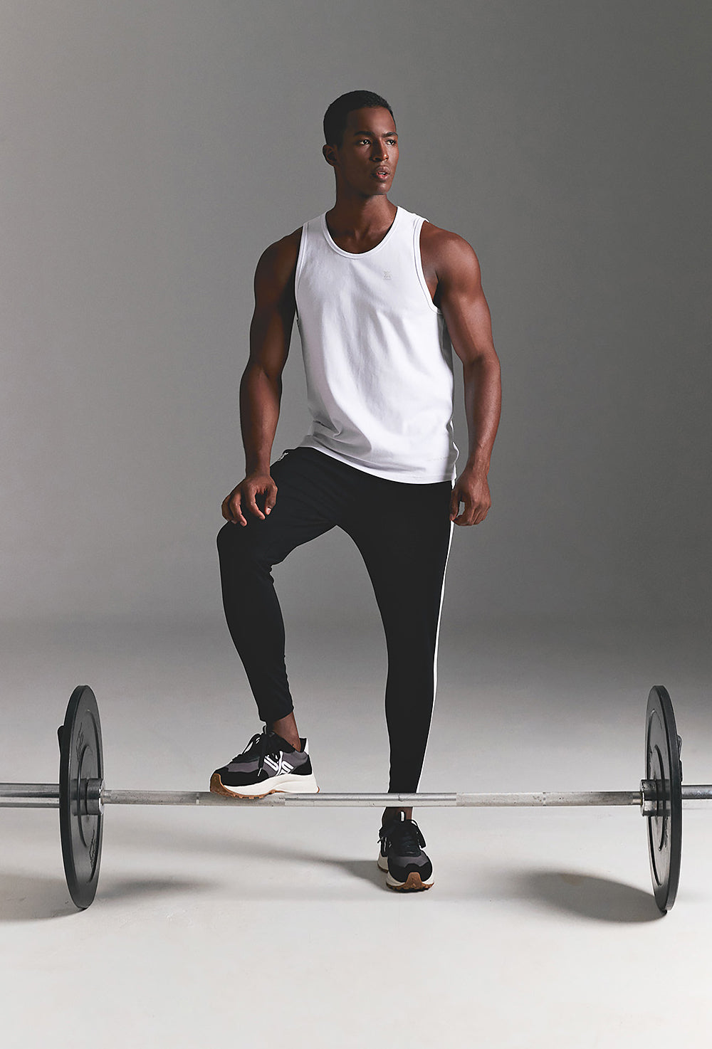 Non Slip Tech Muscle Fit Sleeveless - White