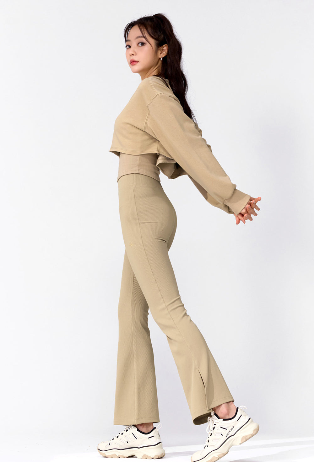 Soft Cotton Daily Crop Sweatshirt - Antique Beige