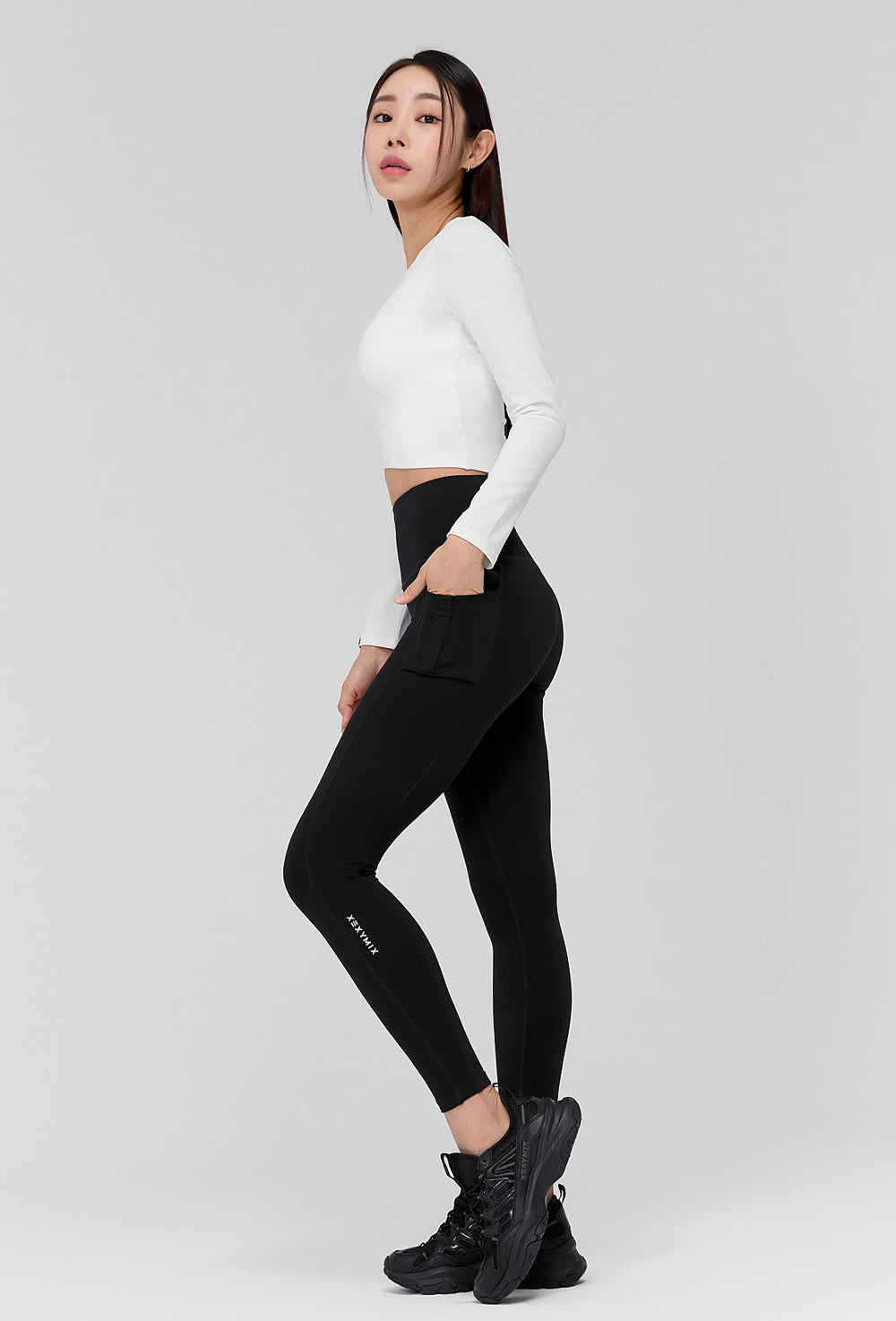 Black Label Signature 360N Out Pocket Leggings - Black