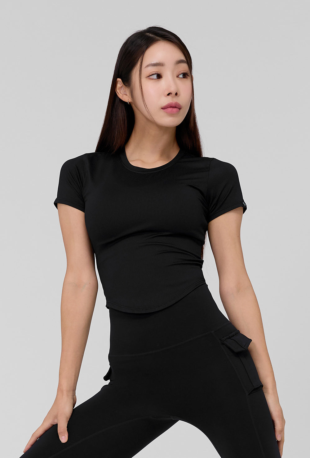 Ribbed Round Crop Short Sleeve - Black