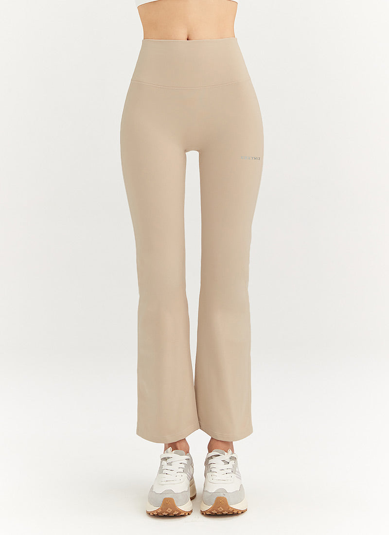 Black Label Signature 360N Napping Boots Cut Pants - Sand Skin