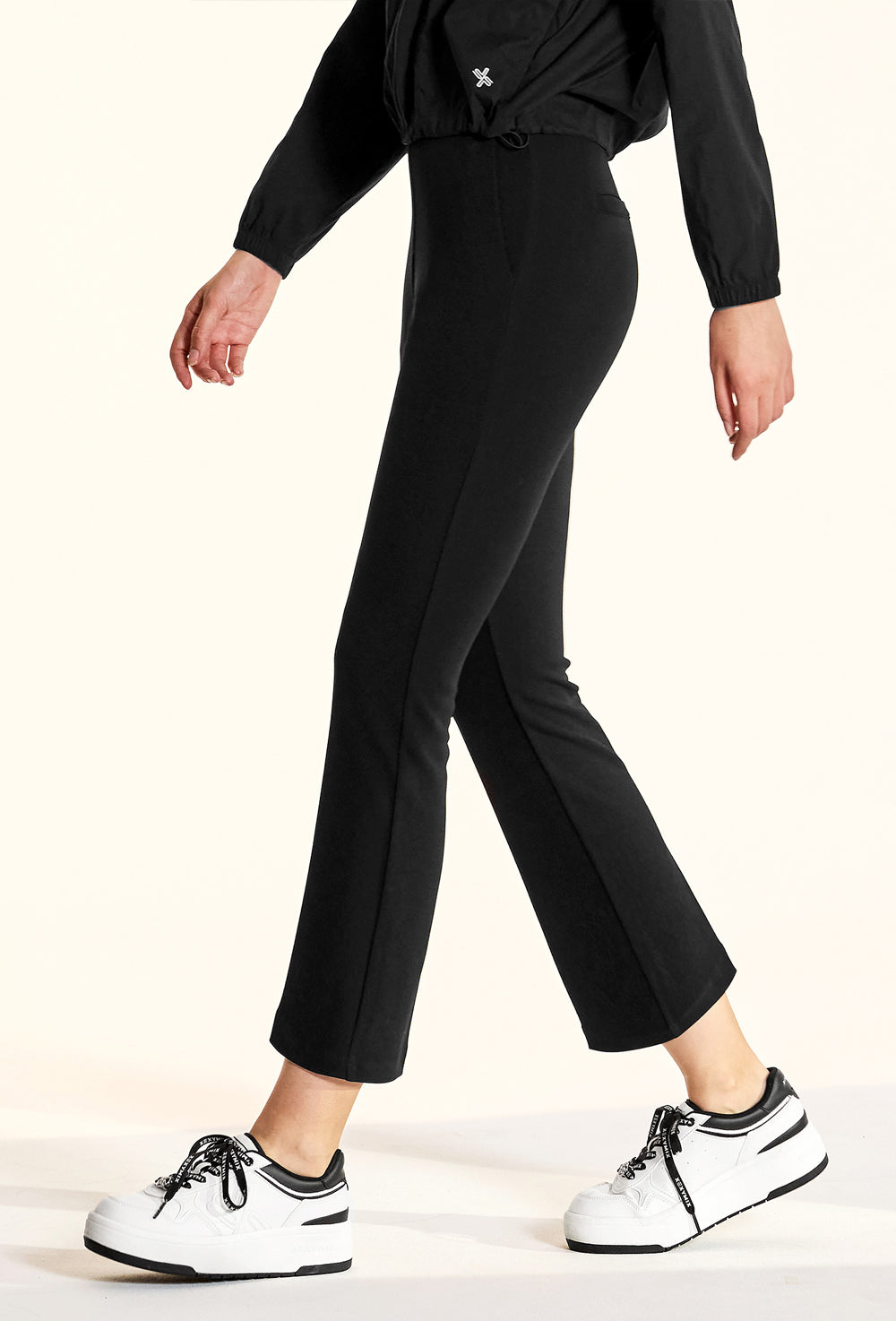 Stretch Banding Boots Cut Slacks - Black