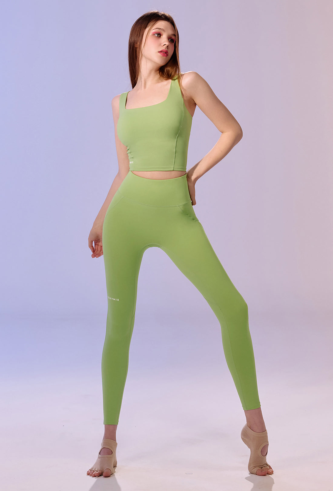 Black Label Signature 380N Support Top - Sap Green