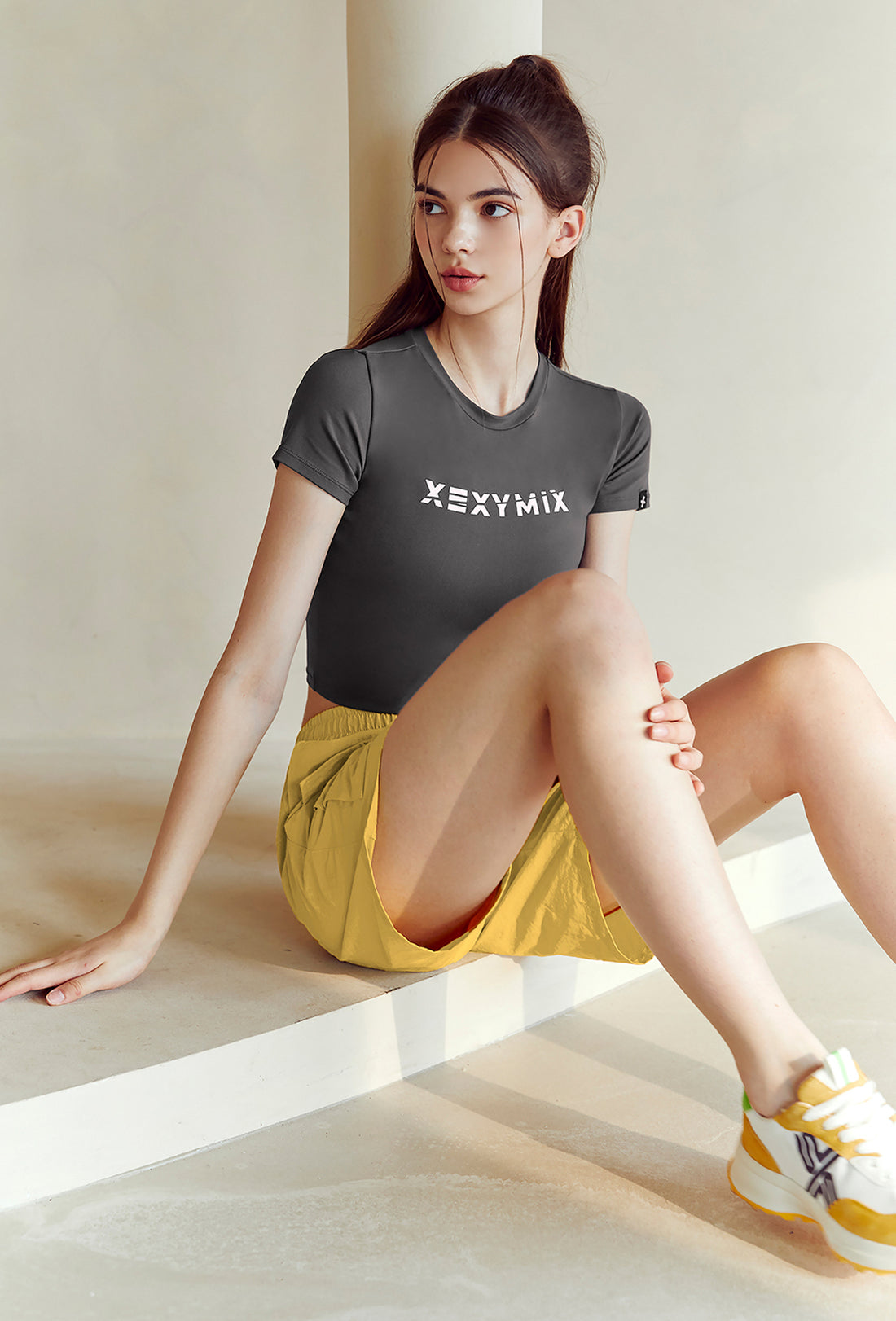 Heva Crop Top - Jet Charcoal