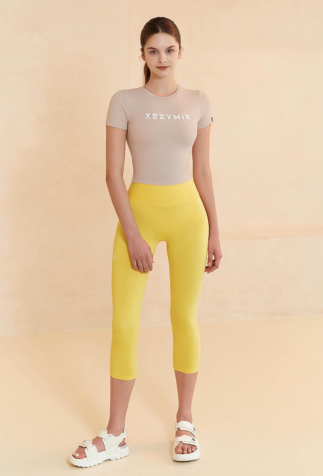 XELLA™ Intention 7.5 Leggings - Shine Yellow