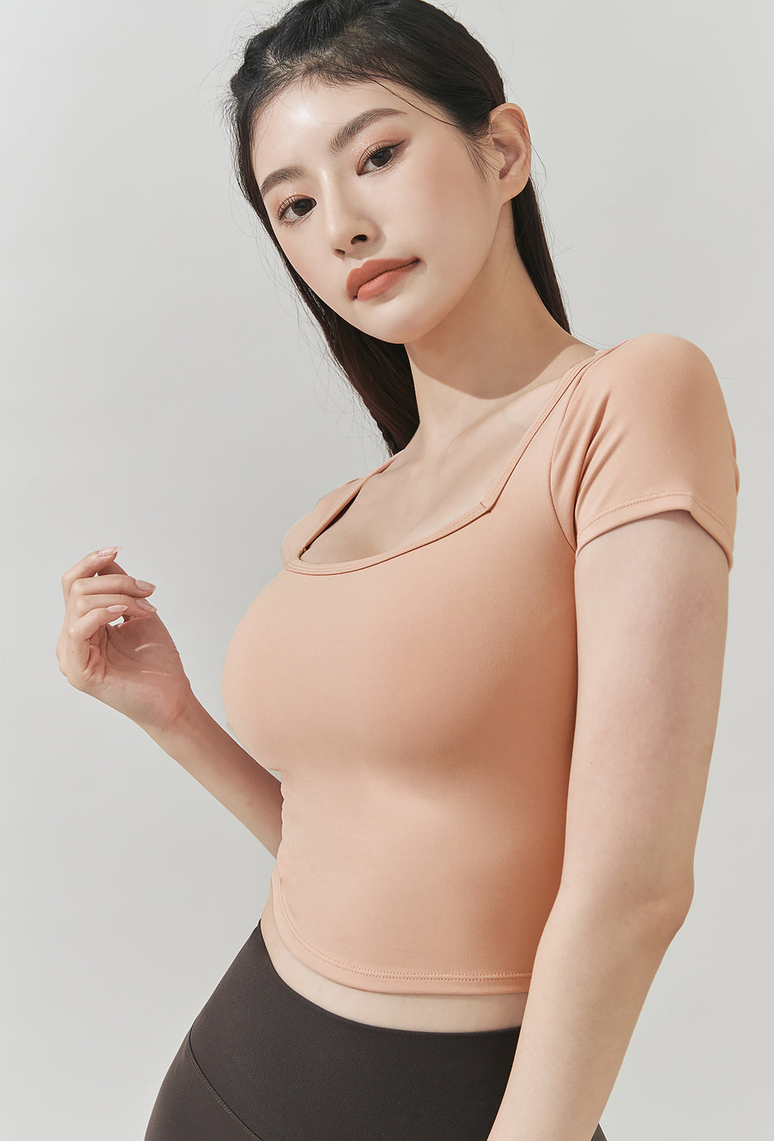 XELLA™ Intention Wide Square Croptop - Milky Peach
