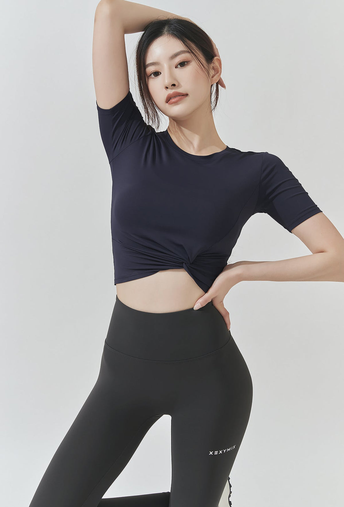 XEXYMIX Fresh Feather Twist Crop Short Sleeve - Dark Night