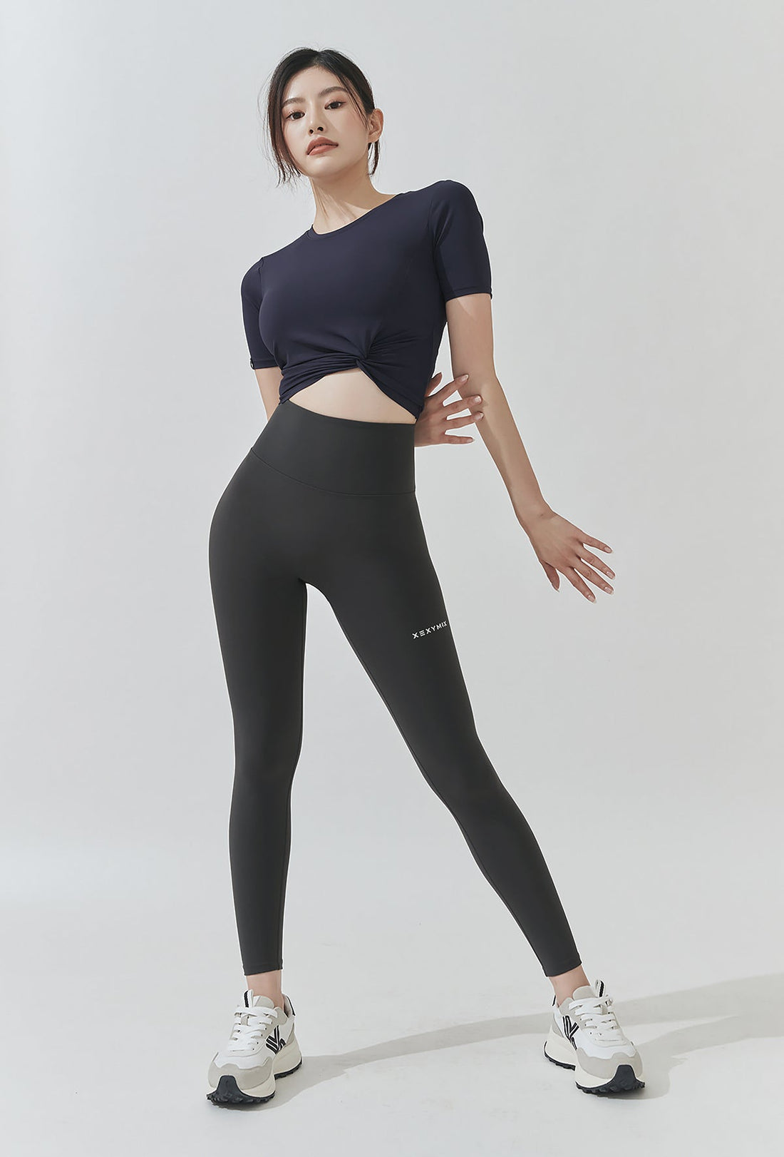 XEXYMIX Fresh Feather Twist Crop Short Sleeve - Dark Night