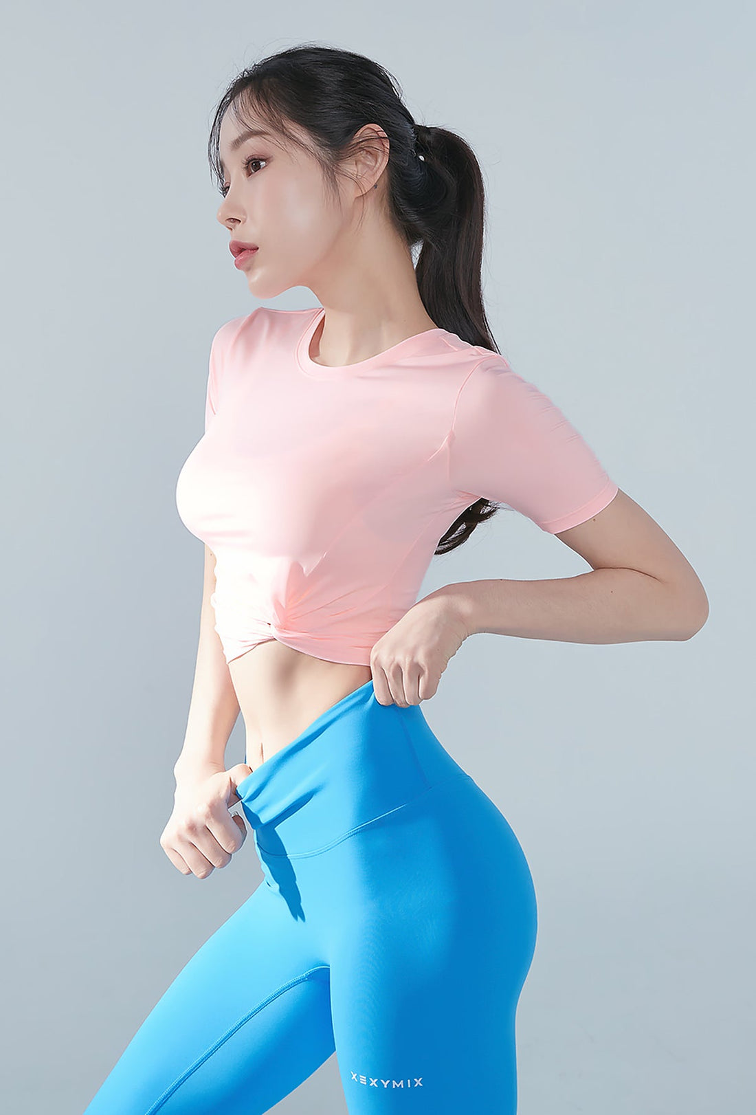 XEXYMIX Fresh Feather Twist Crop Short Sleeve - Jelly Pink