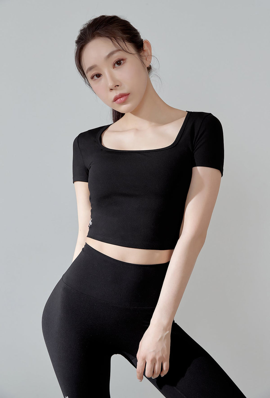 XEXYMIX XELLA™ Intention Crop Top - Black