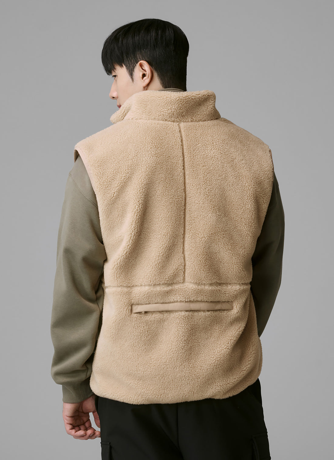 Multi-Pocket Fleece Vest - Beige