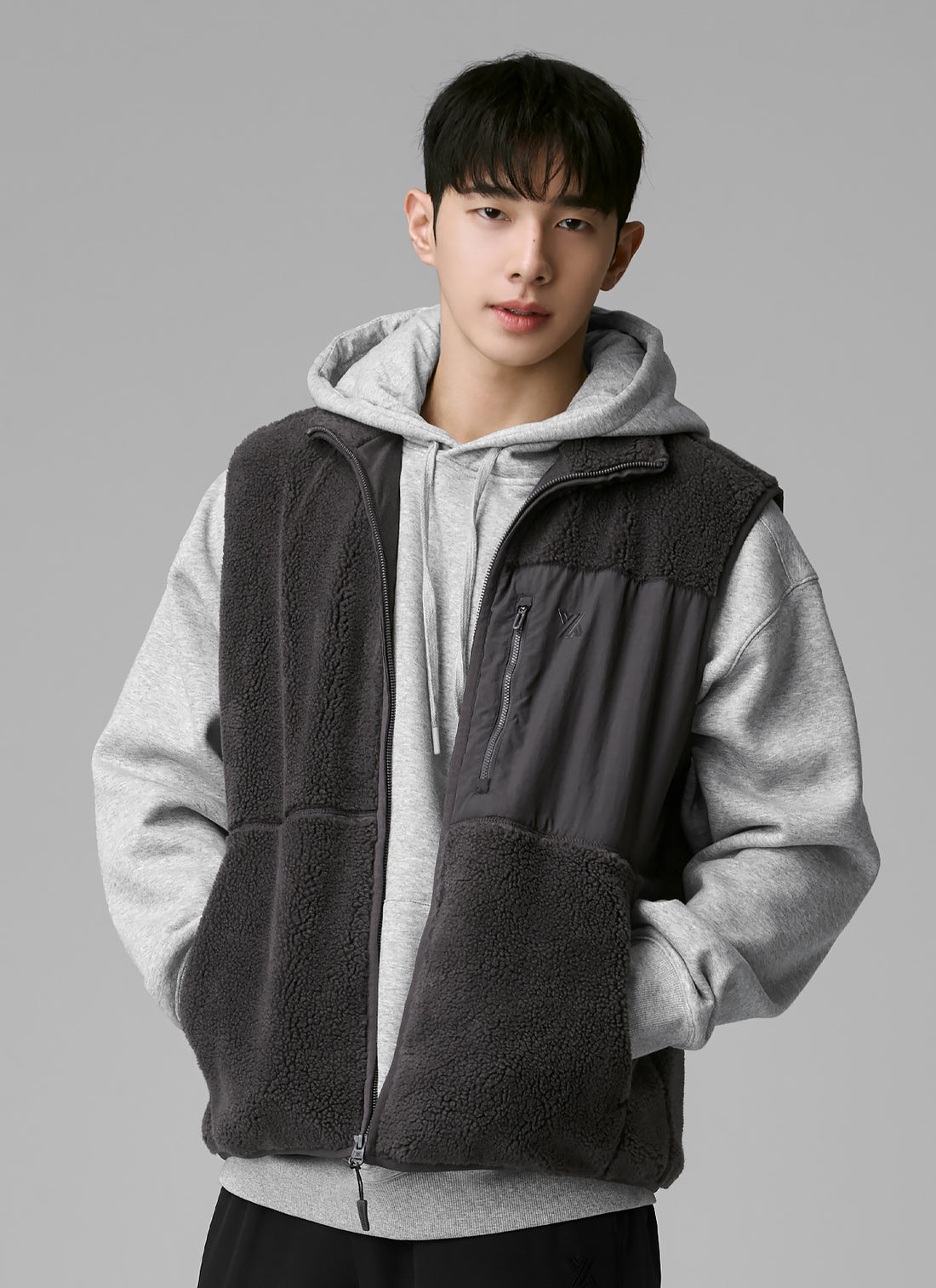 Multi-Pocket Fleece Vest - Charcoal