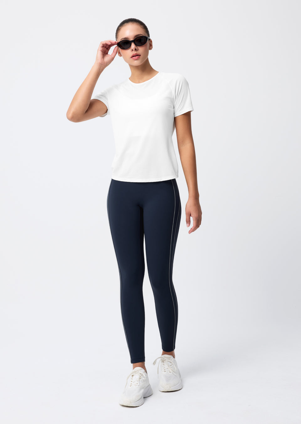 RX Free Air Short - Feather White