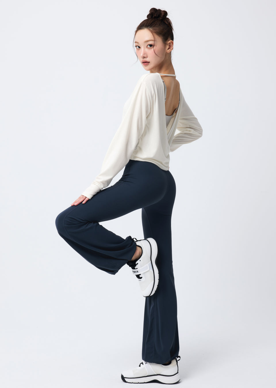 Fluid Cross-Back Long Sleeve - Personal Cream