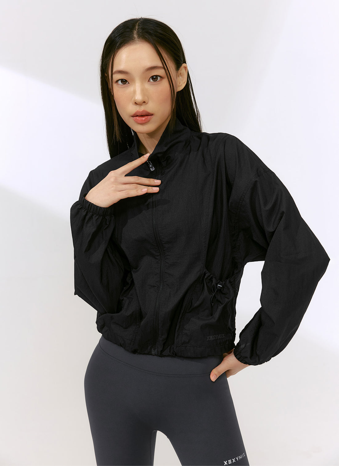 Airy Highneck Crop Windbreaker - Black