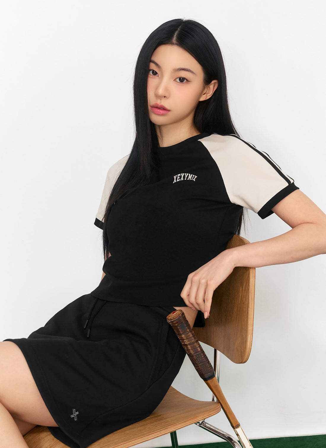 Raglan Color Combination Crop Short - Black