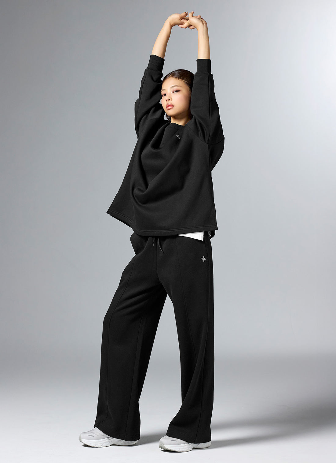 Warm Soft Side Slit Over fit Sweatshirt - Black