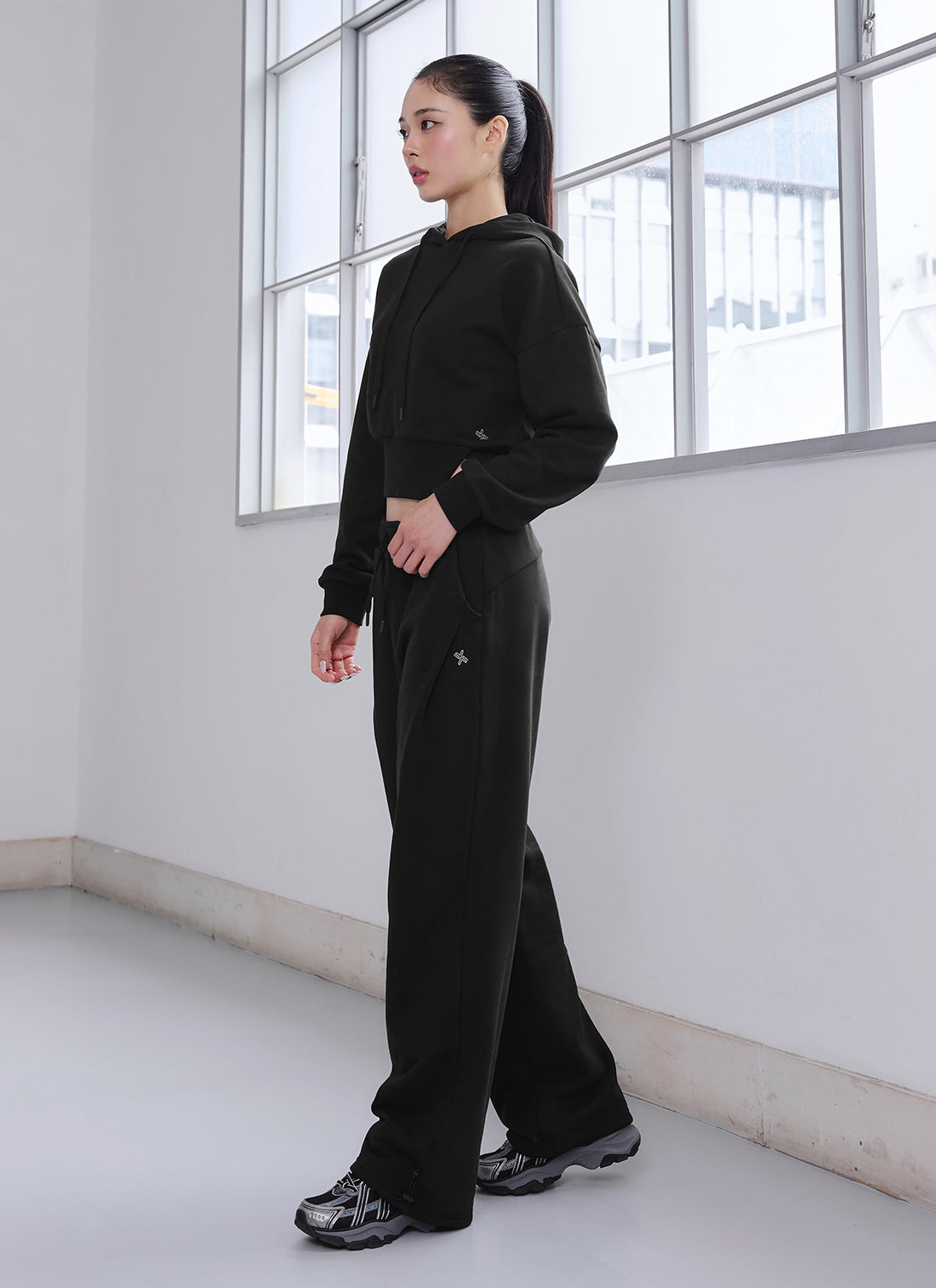 Softree Pintuck Wide Pants - Black