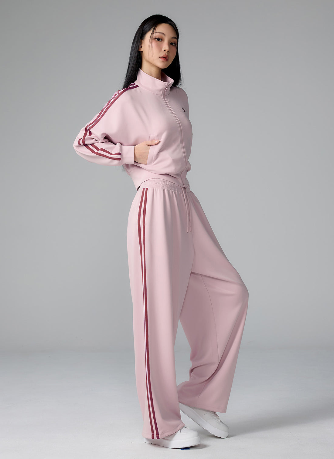 More Trackline Wide Pants - Pink Swan