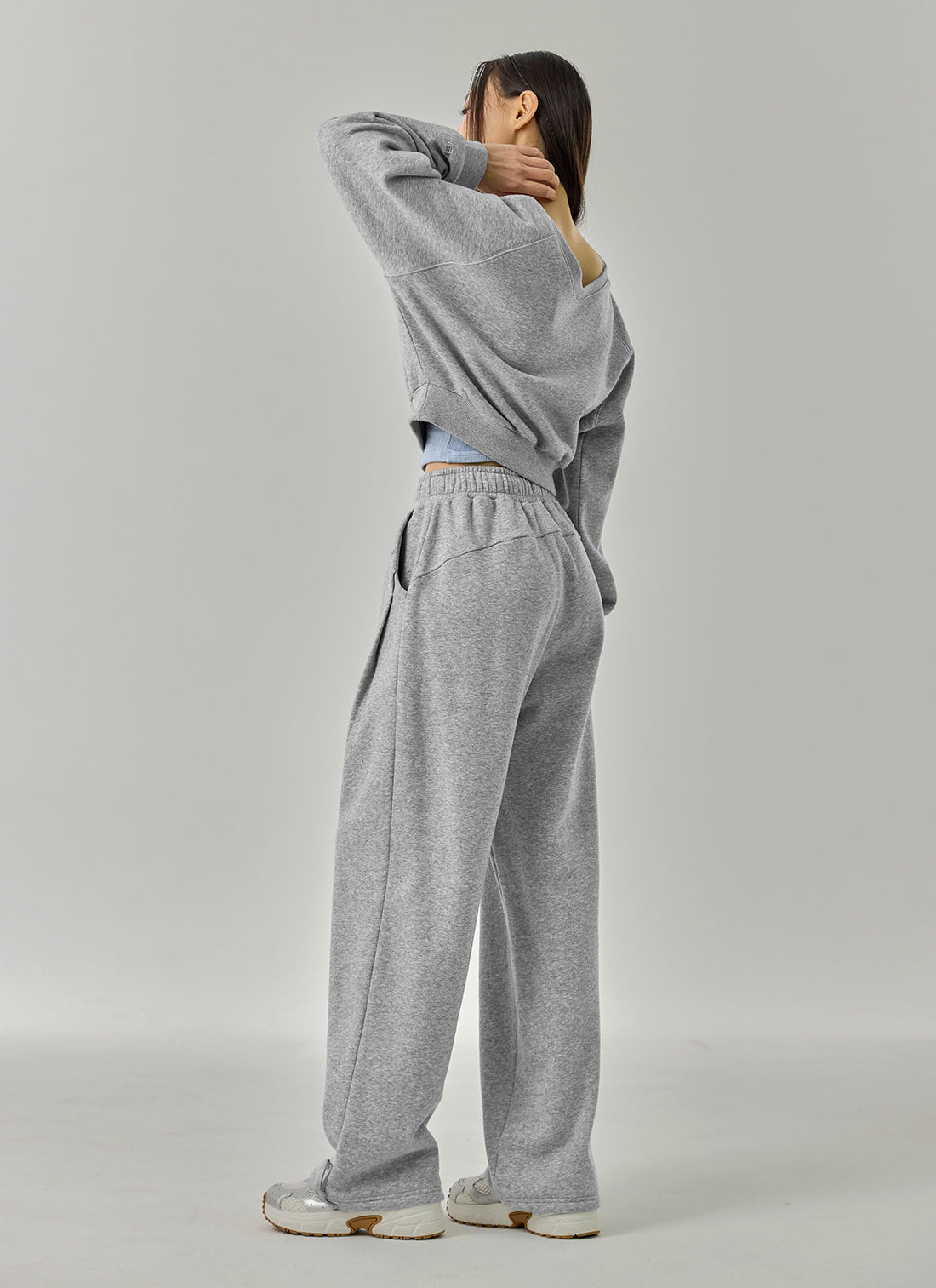 Softly Napping V-neck Crop Sweat Shirts - Melange Gray