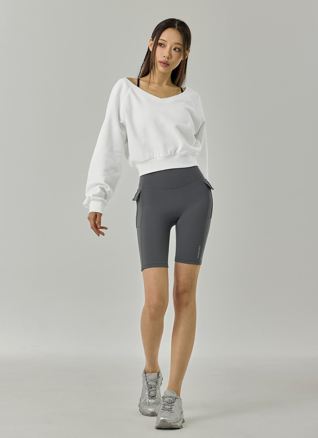 Softly Napping V-neck Crop Sweat Shirts - White Ivory
