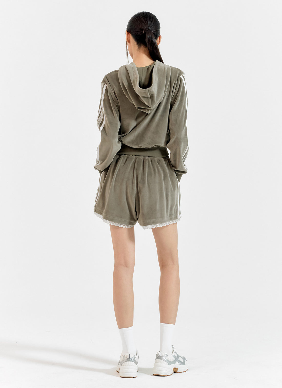 Velour Laceline Shorts - Garden Khaki