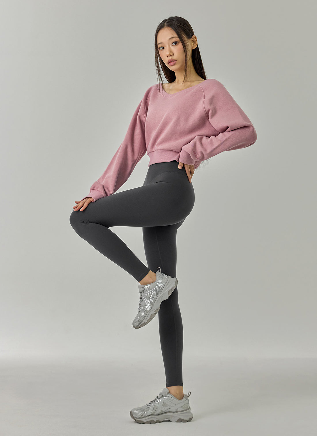 Softly Napping V-neck Crop Sweat Shirts - Pink Mood
