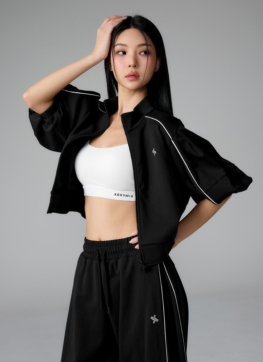 Piping High Neck Zip-up Jacket - Black