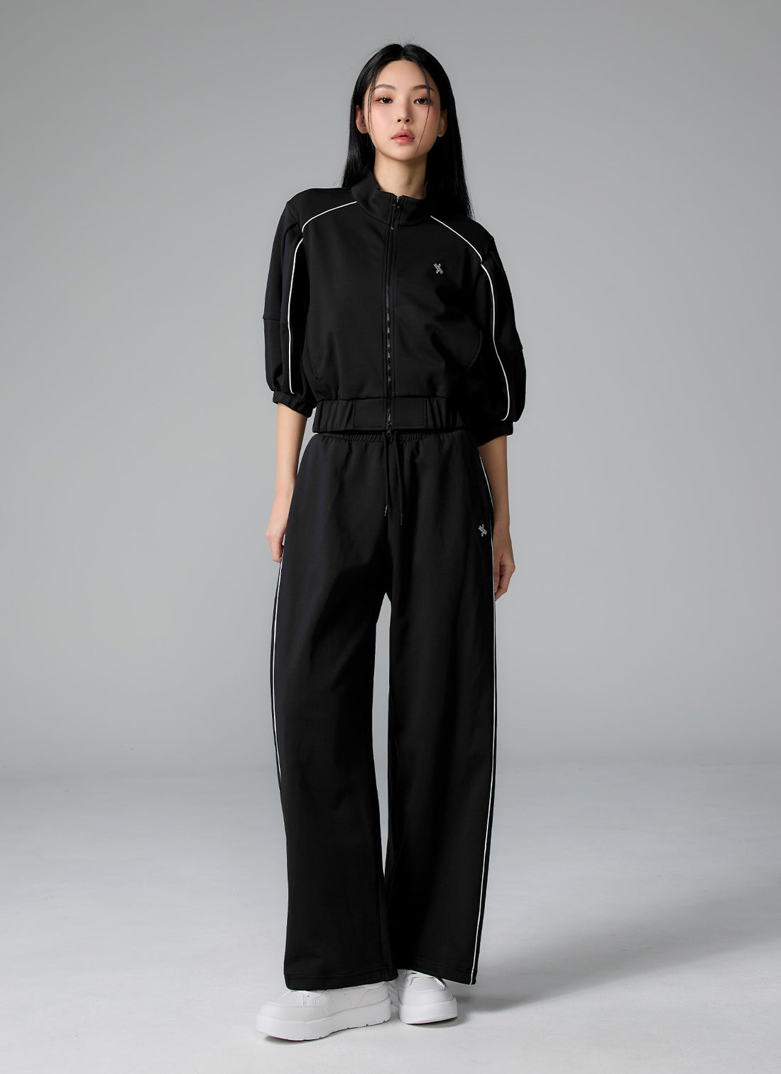 Piping High Neck Zip-up Jacket - Black