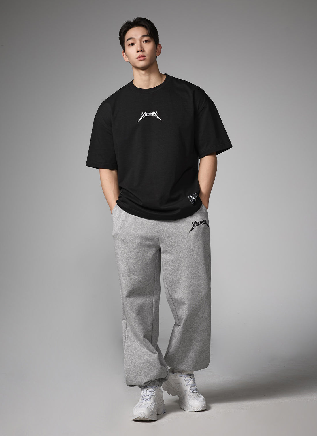 NX Men's Logo Overfit Short Sleeve - Black
