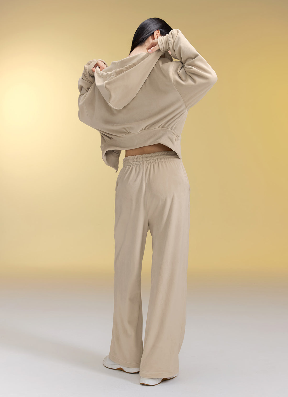 Velour Warm Hood Zip-up - Bake Beige