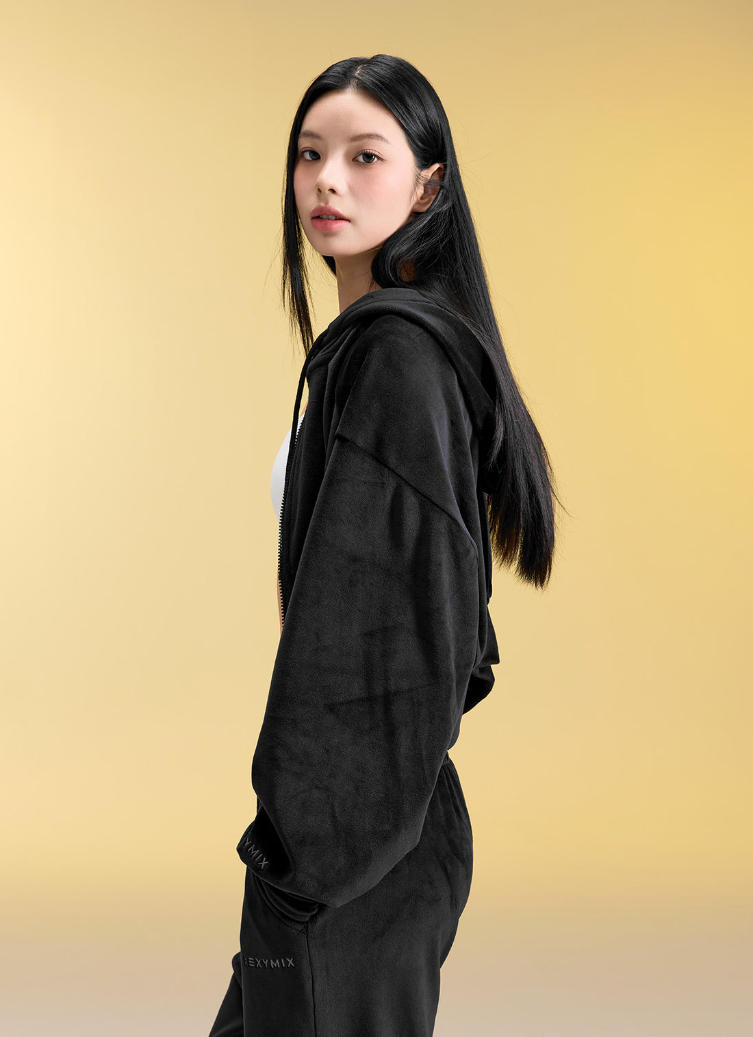 Velour Warm Hood Zip-up - Black