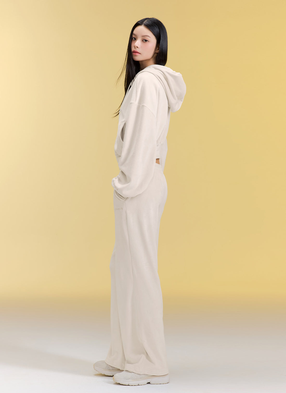 Velour Warm Hood Zip-up - Gelato Cream