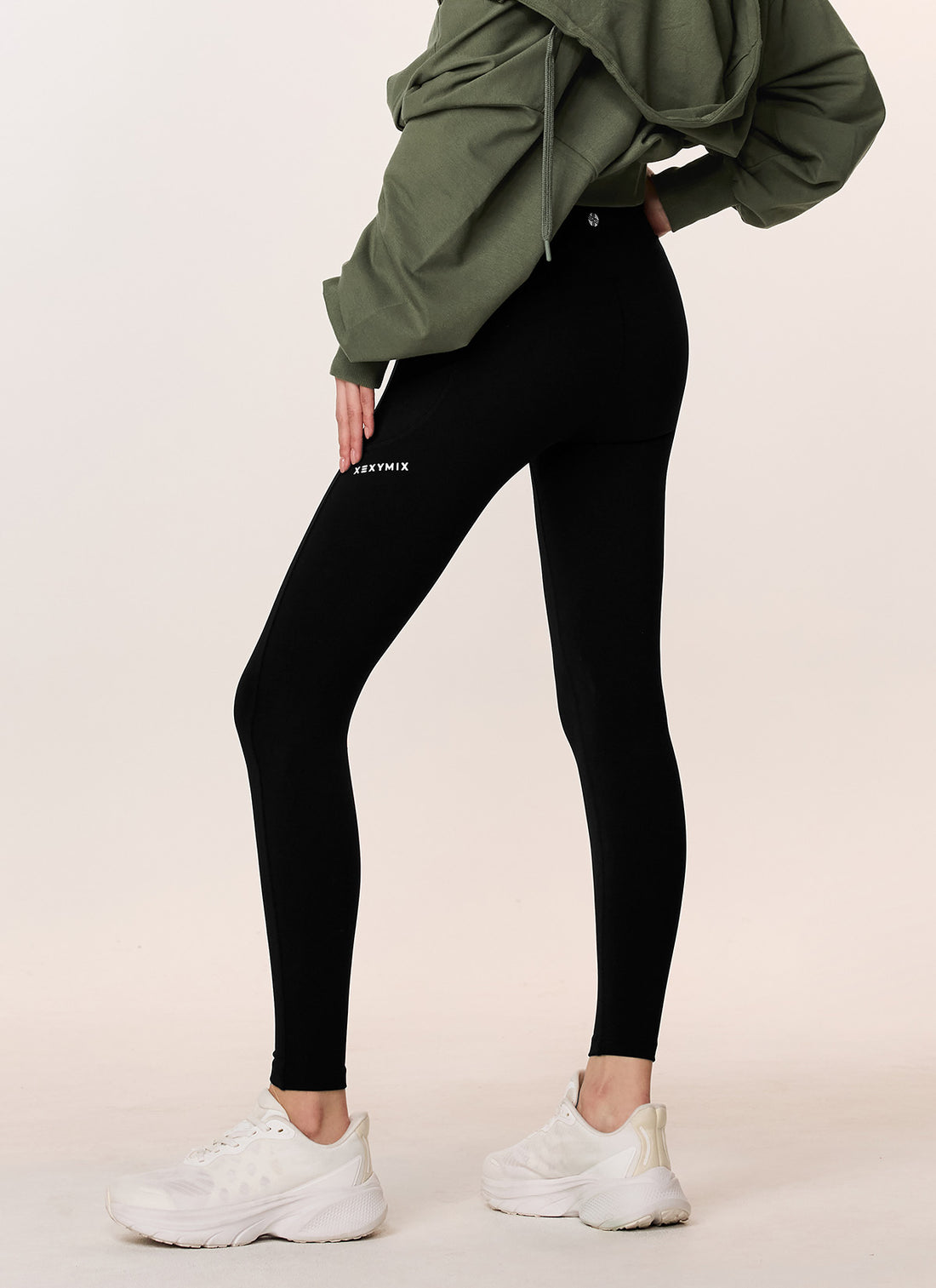 Black Label Signature 380N Pocket Leggings - Black