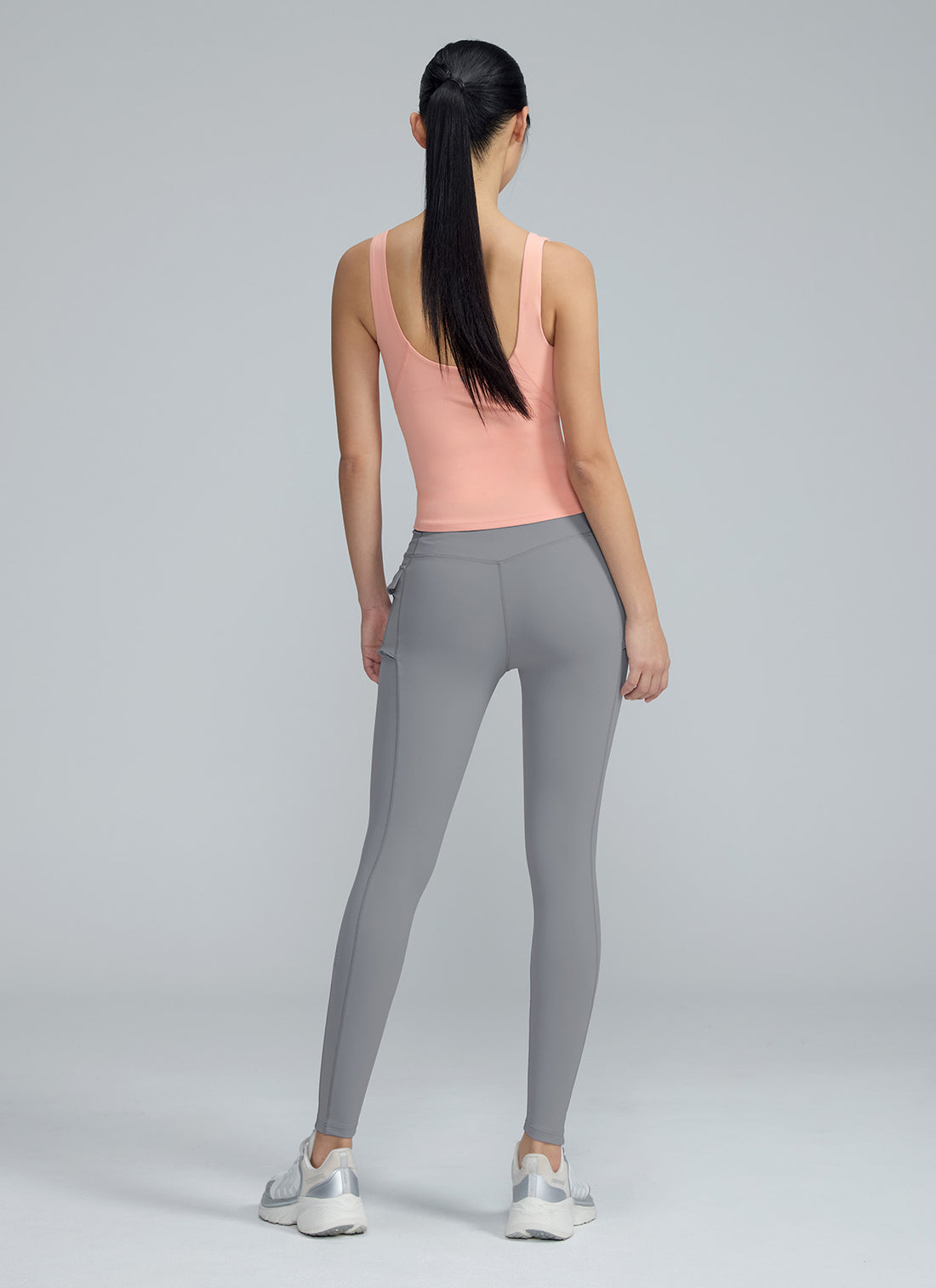 Black Label Signature Breed V-Neck Tank Top - Peach Pink