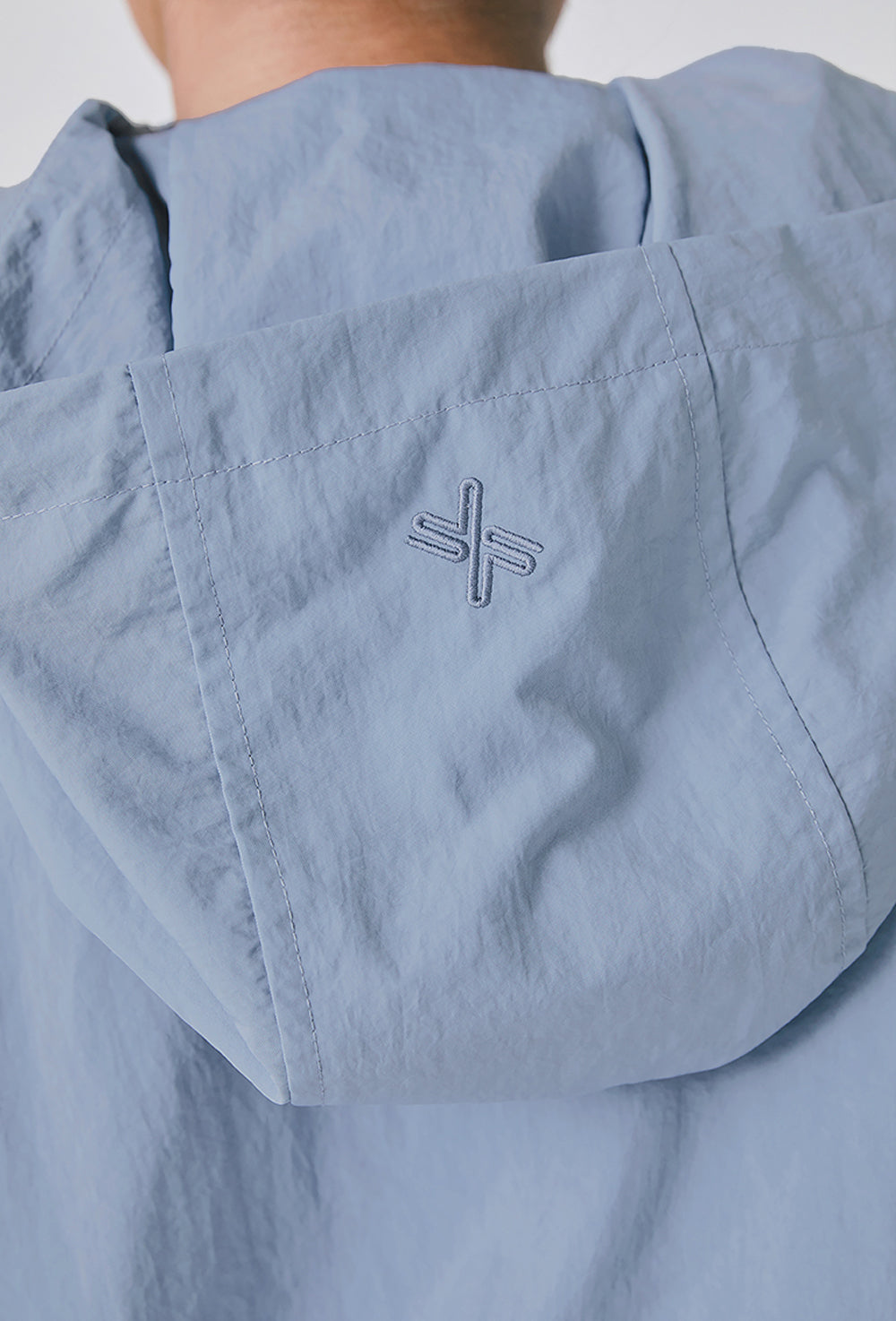 Anorak Hood Two-way Windbreaker 2.0 - Brunnera Blue