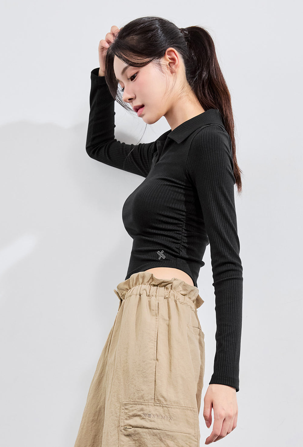 Soft Lip Open Collar Long Sleeve - Black