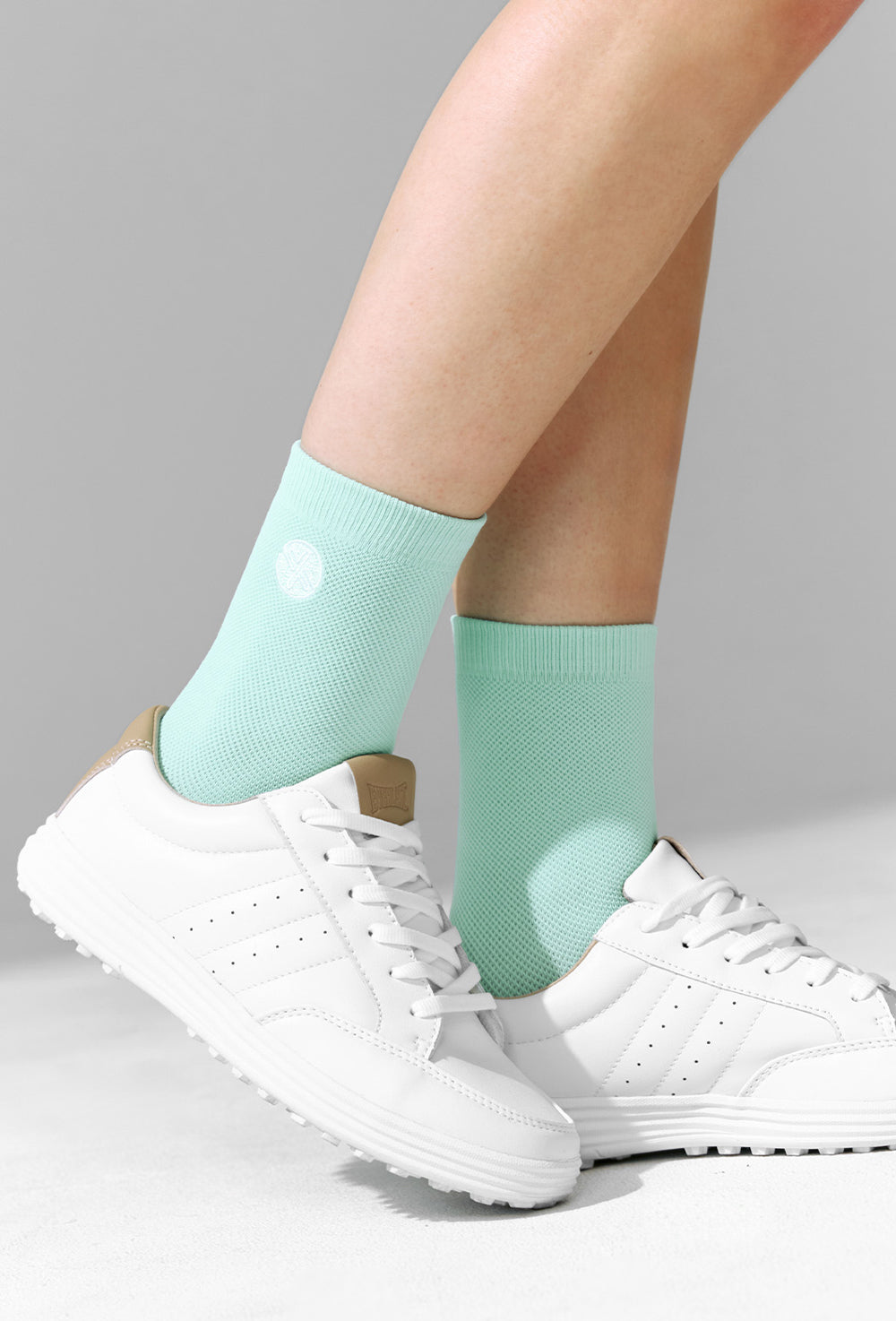XEXYMIX Non-slip Mesh Fresh Crew Socks