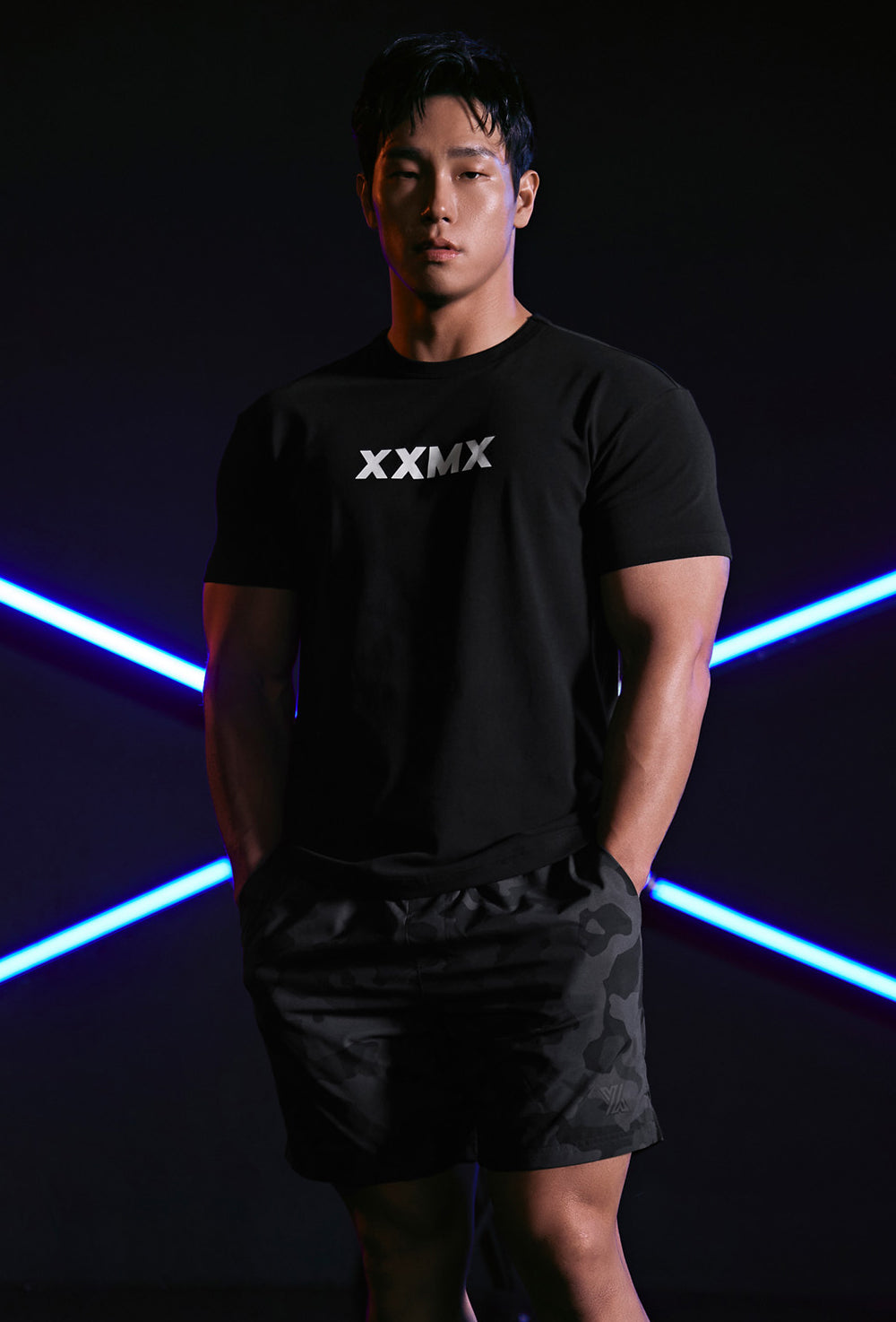 Muscle Fit Dual Light Short Sleeve - Black
