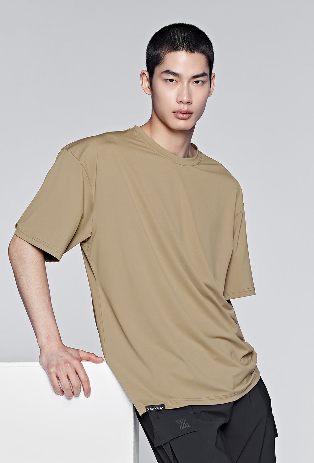 Men Ice Feather Overfit Short Sleeve - Sand Beige