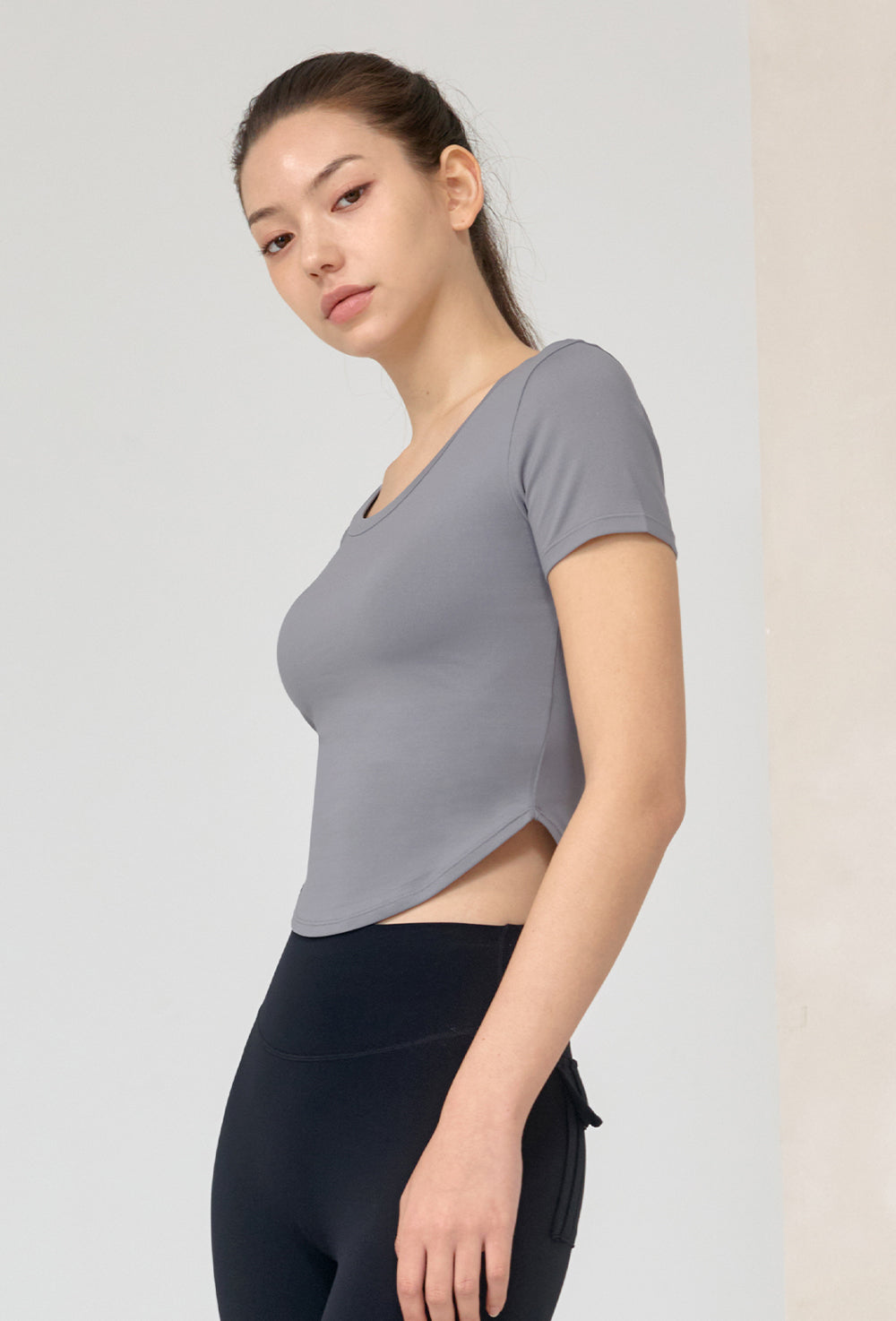 XELLA Light Round Crop Top - London Gray