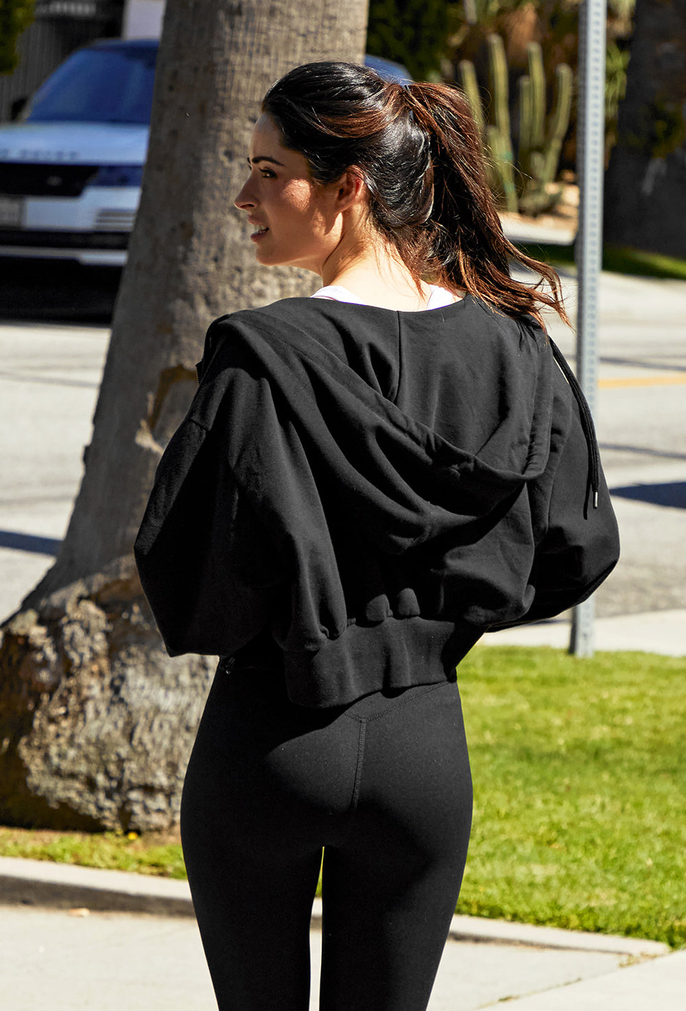Smooth Touch Crop Hoodie Zip-Up - Black