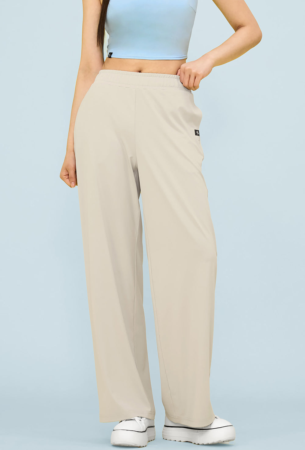 Medium Feather Cooling Wide Pants - Mist Beige