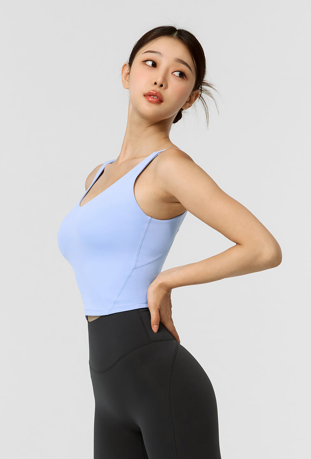 Black Label Signature Breathable V-Neck Crop - Lavender Blue